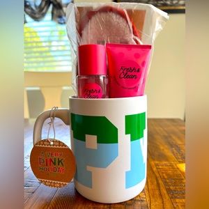 PINK Victorias Secret Holiday Mug Bundle